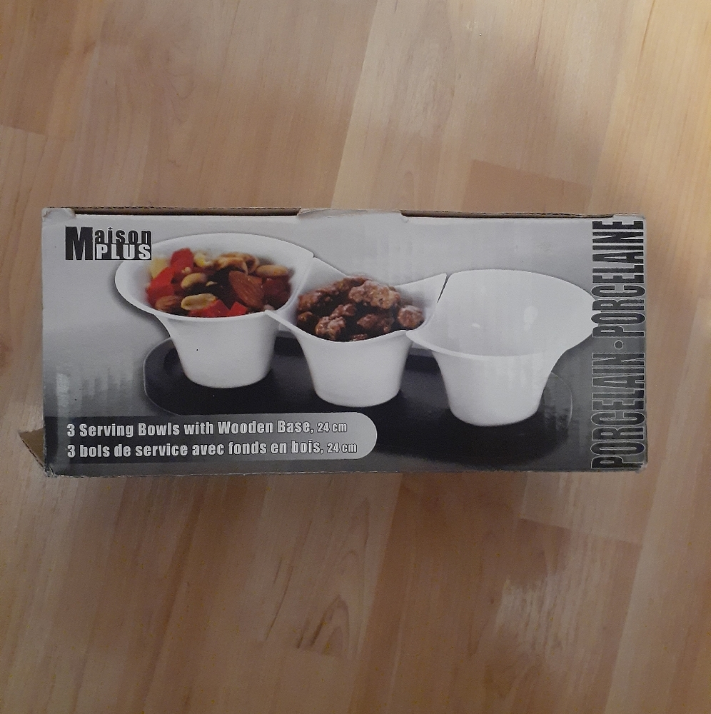 Mini Serving Bowl Set With Wooden Base